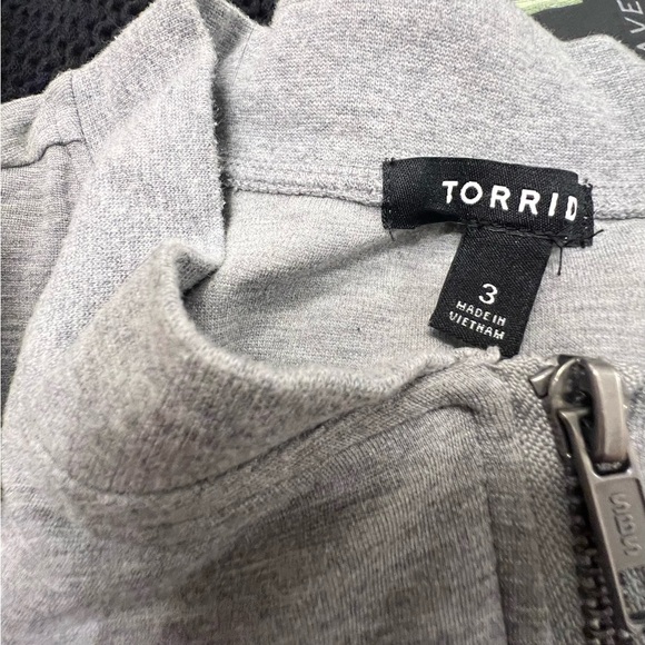 Torrid Knit Jacket & Pant, Sz 3 & 2 Gray - Picture 7 of 8